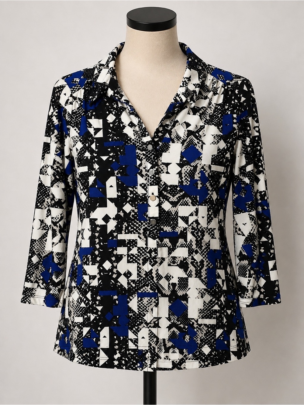 Alfani Women’s Blue Black White Geometric  Top